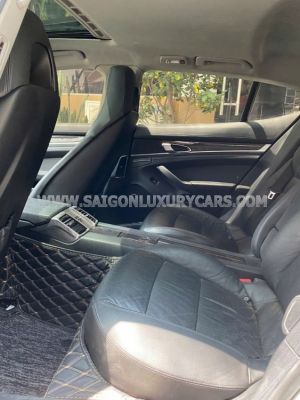 Xe Porsche Panamera 3.6 V6 2013
