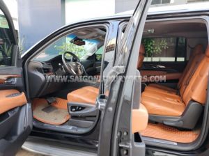 Xe Cadillac Escalade 6.2 V8 2015