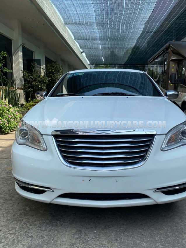 Chrysler 200 2.4 AT 2011