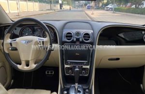 Xe Bentley Flying Spur V8 2015