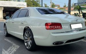 Xe Bentley Flying Spur V8 2015