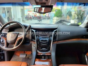 Xe Cadillac Escalade 6.2 V8 2015
