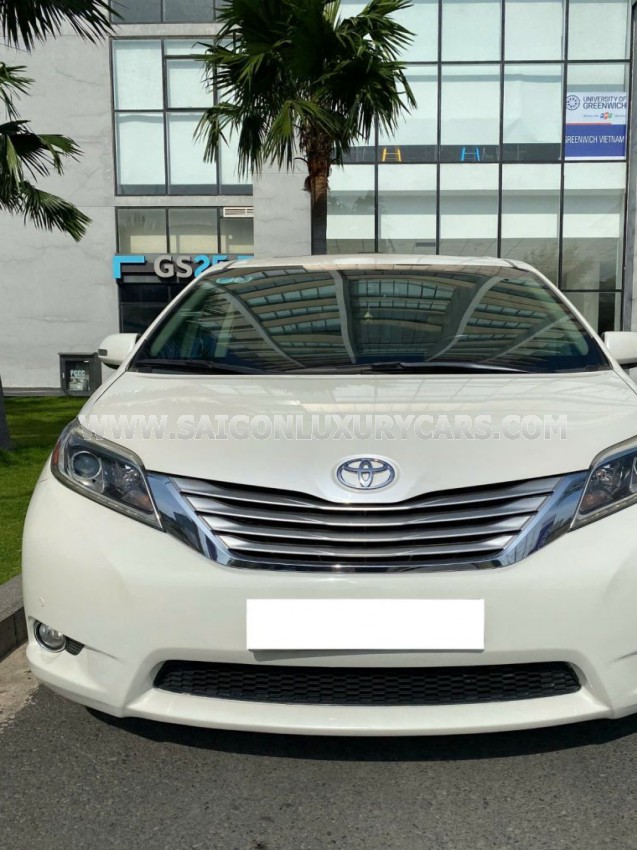 Toyota Sienna Limited 3.5 2016