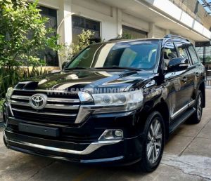 Xe Toyota Land Cruiser VX 4.6 V8 2014