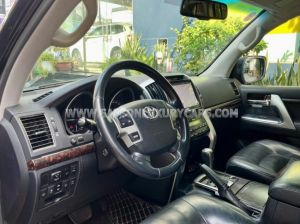 Xe Toyota Land Cruiser VX 4.6 V8 2014